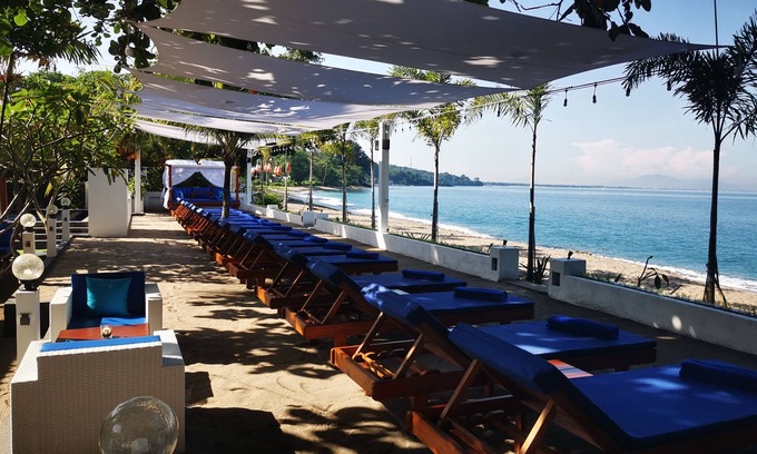 Senggigi House | Beach Club Lombok by Bale Solah