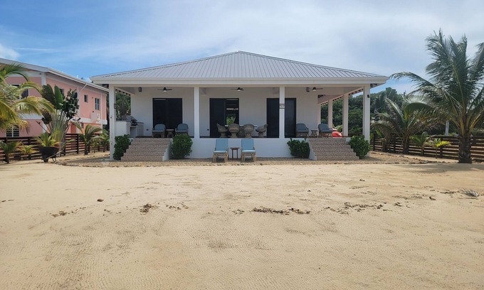 Sittee River House | Beachfront Beach Heaven Beach House