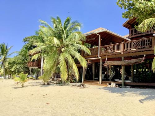 Antoneys Cay House | Beachfront Home With Pristine, Calm Waters, White Sands And Unbelievable Sunset