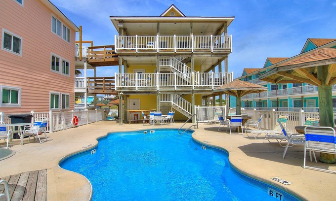 Port Aransas Apartment | Beachgate Condo Suites And Hotel 512a 1 Bedroom Condo