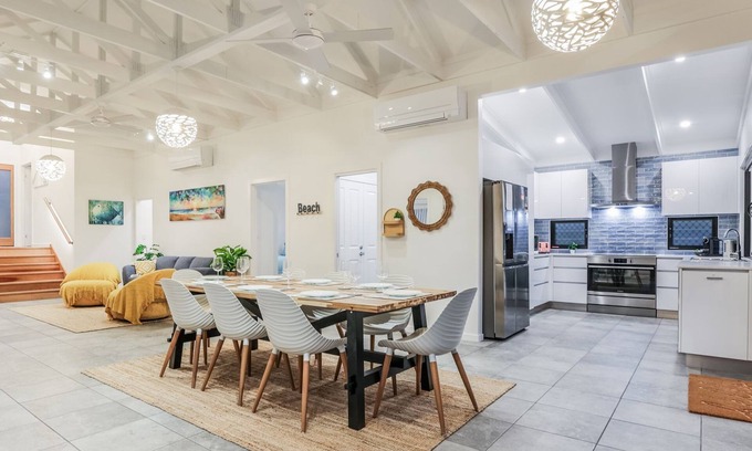 Agnes Water House | Beachlover - Brand new, beautiful beach inspired, air-conditioned, four bedroom home in Agnes Water