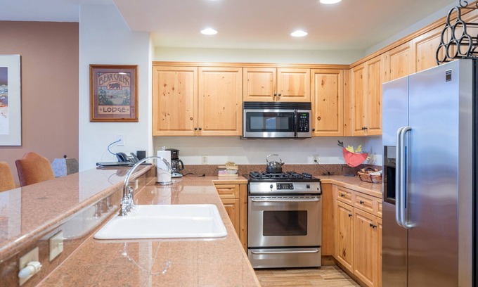 Mountain Village Condo | Bear Creek Lodge 302 1 Bedroom Condo by Alpine Lodging Telluride