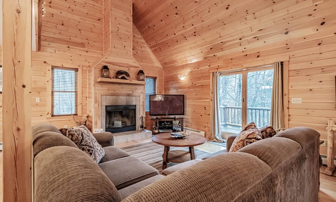Sunday River Area Cabin | Bear River Cabin- close to State Park
