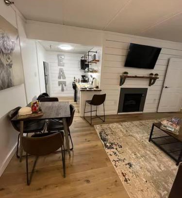 Gatlinburg Apartment | Bears Abound