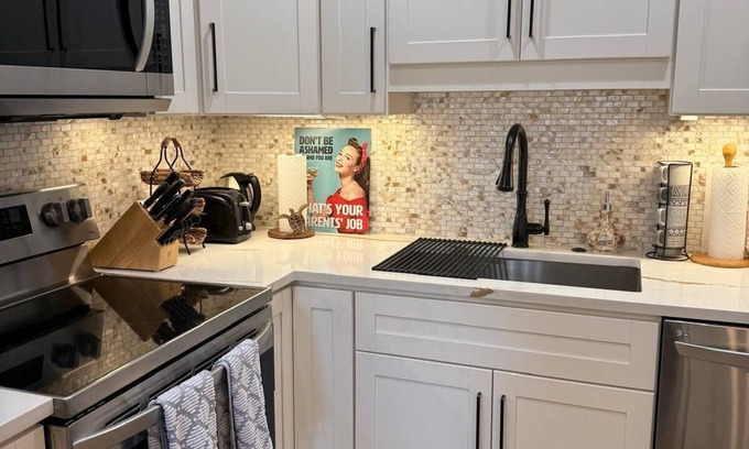 Royal Harbor Apartment | Beatiful 2br/2bathroom apartment with a dock in Naples.