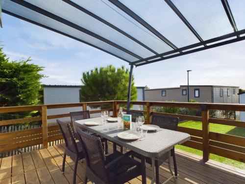 Bretignolles-sur-Mer Ski Chalet | Beau Chalet pour 4 pers - Accès piscine chauffée