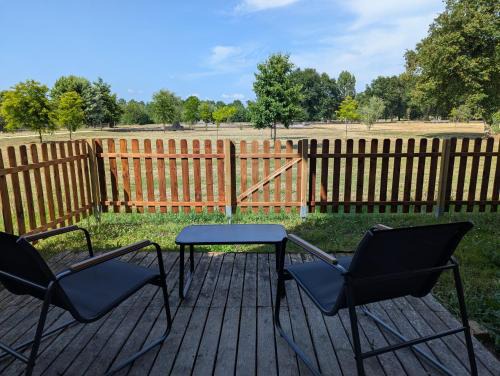 Le Teich Apartment | Beau T2 première ligne au Teich, espace nature, accès plage et port