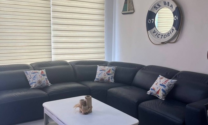 San Carlos Boat Rental | Beautiful and quiet villa, very central and safe in front of the common area.