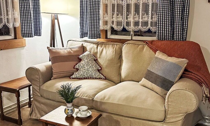 Studenec House | Beautiful private villa for 8 guests with WIFI, TV, patio and pets allowed