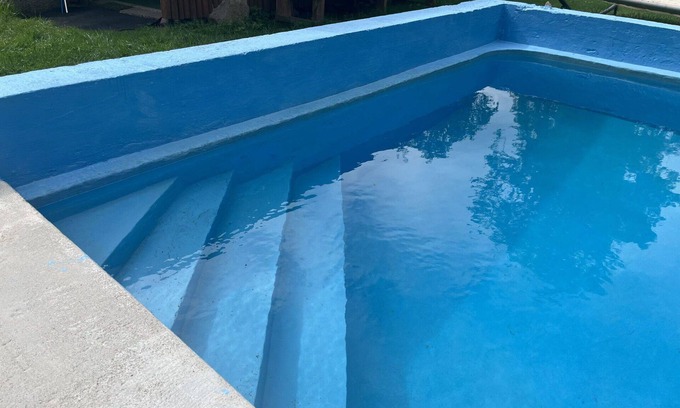 Kvasiny Villa | Beautiful private villa for 10 guests with hot tub, WIFI, private pool, TV, patio and pets allowed