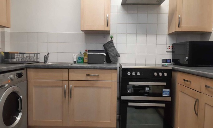 Manchester House | Beautiful 1-bed House by Manchester City Stadium