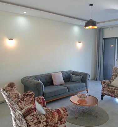 Lusaka Apartment | Beautiful 2 bedroom with Solar backup & Wi-Fi
