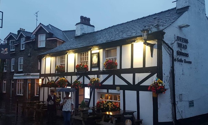 Hawkshead Cottage | Beautiful 3-bed Stone Barn in Idyllic Hawkshead