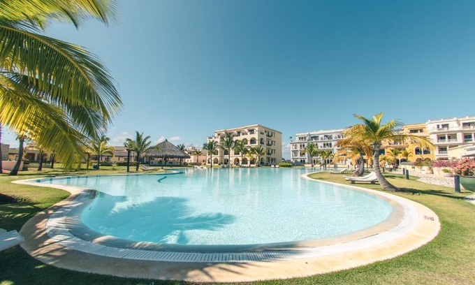 Cap Cana Marina Apartment | Beautiful and pet friendly apartment at Fishing Lodge A13
