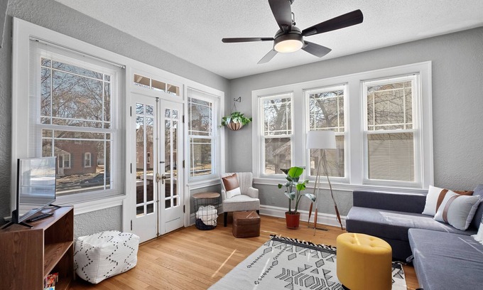 St. Charles Historic District House | Beautiful and Spacious Family Home Near OldTown with Theater