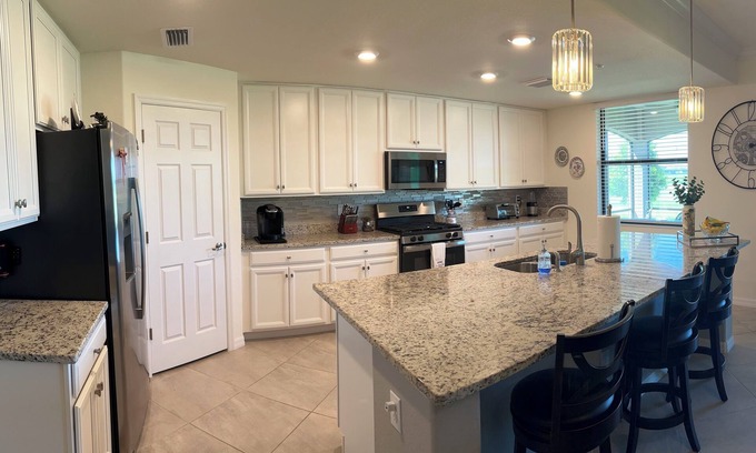 Lakewood Ranch House | Beautiful and Spacious Townhome Lakewood National Golf Club.