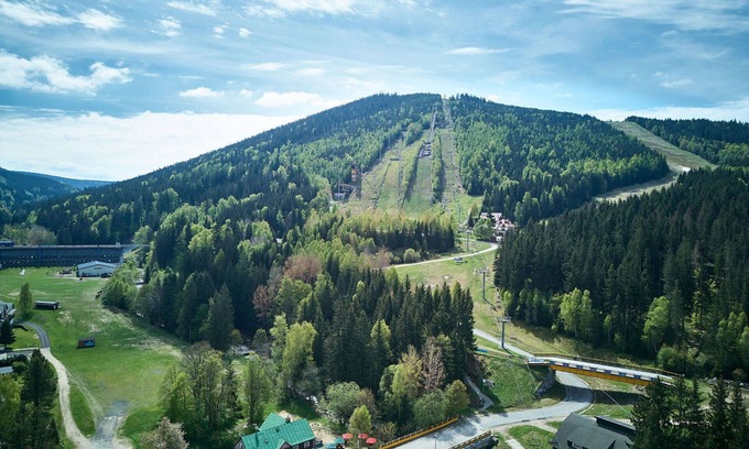 Harrachov Apartment | Beautiful apartment for 4 guests with WIFI, TV and terrace