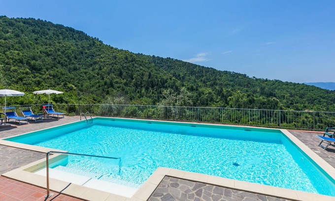 Bivio Pozzo Apartment | Beautiful apartment for 7 people with WIFI, pool, TV and panoramic view