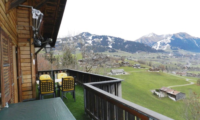 Saanen Apartment | Beautiful apartment for 6 people with WIFI