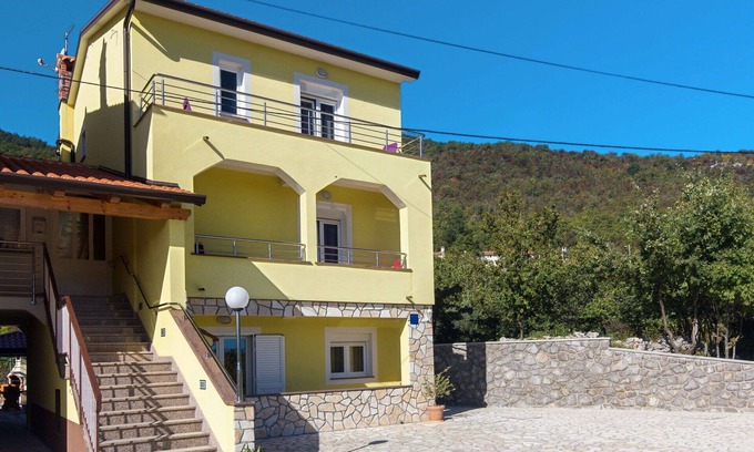 Martina Apartment | Beautiful apartment for 4 people with WIFI, A/C, TV and terrace