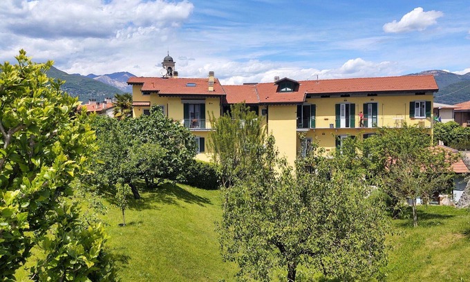 Germignaga Apartment | Beautiful apartment for 3 people with WIFI, TV and patio