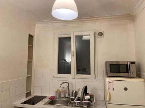 Epinettes Apartment | Beautiful chic studio with ultra-fast wifi