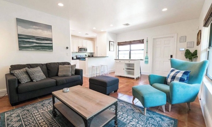 Victoria Park House | ⭐️Beautiful Duplex in Victoria Park!⭐️
