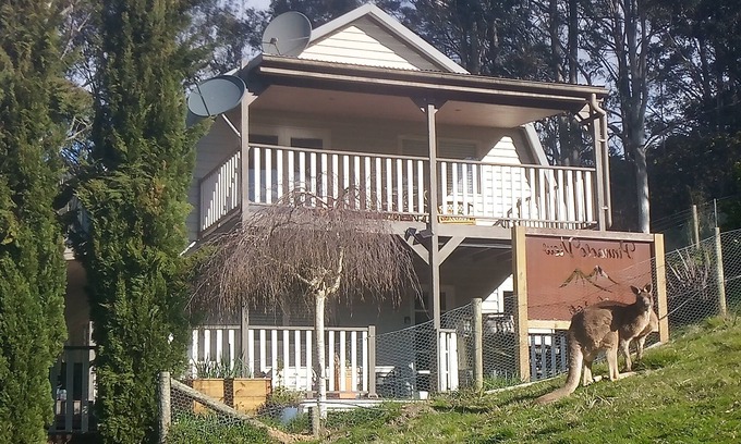Merrijig House | Beautiful Dutch Barn style country house in Merrijig (base of Mt Buller)