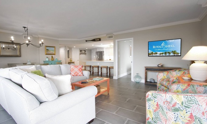 Beachview Country Club Estates Condo | Beautiful Gulf Front Condo on Sanibel - Sundial T306