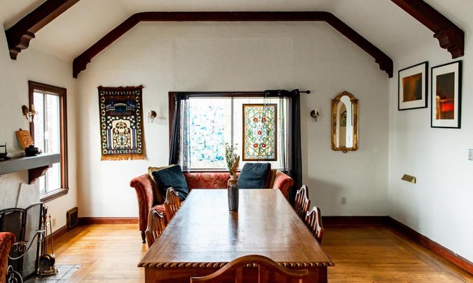 Oakland House | Beautiful, Historic Family Home near Lake Merritt