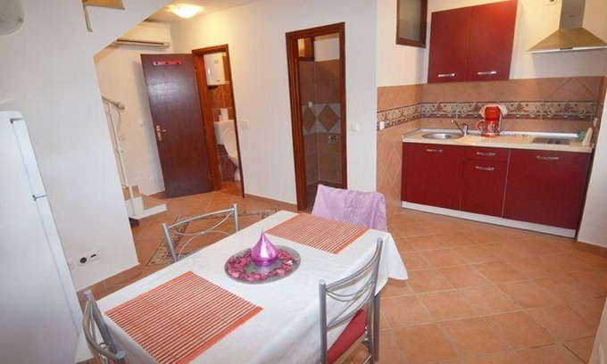Krmed House | Beautiful Holiday Home in Rovinj with Private Terrace