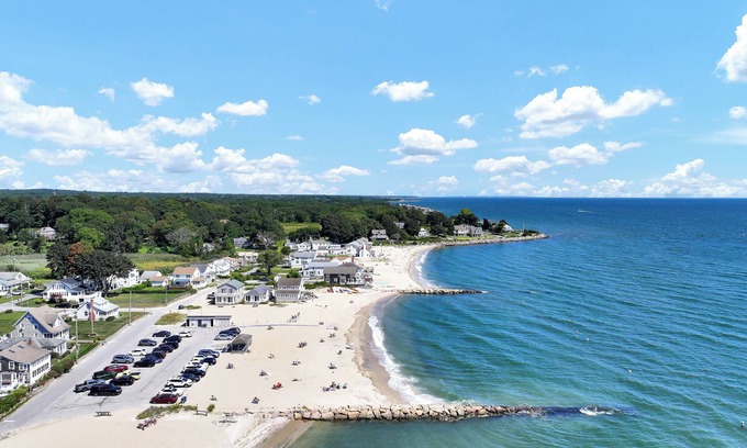Old Lyme Cottage | Beautiful home located at White Sand Beach, Old Lyme, Ct
