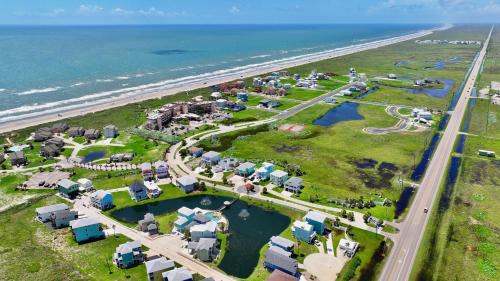 Port Aransas House | Beautiful home near the dunes