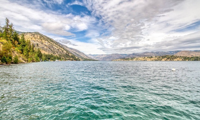 Chelan House | Beautiful home with lake access, private dock - unparalleled views