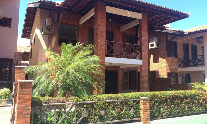 Porto das Dunas House | Beautiful House - 4 suites, with pool, field, barbecue, in the fenced