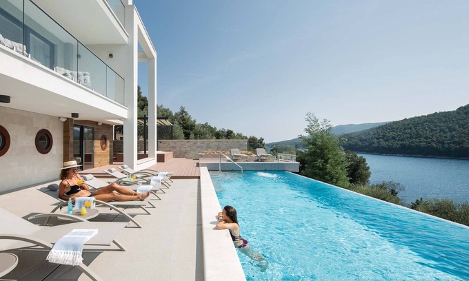 Duga Luka Villa | Beautiful Istria Villa | 5 Bedrooms | Villa Labin Waterfront | Stunning Sea.
