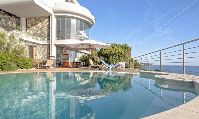 Rosignano Marittimo Villa | Beautiful private villa for 12 guests with WIFI, private pool, A/C, TV, terrace and pets allowed