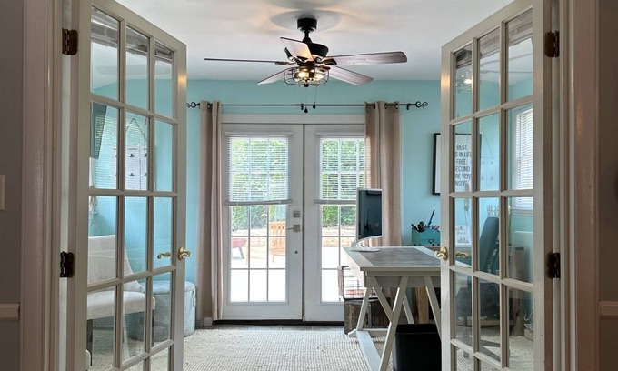 Lexington House | Beautiful Kentucky Home!n15 minute drive to Keeneland and Kentucky Horse Park