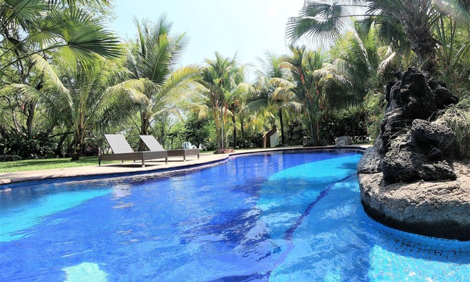Monterrico House | Beautiful Monterrico Home MR047