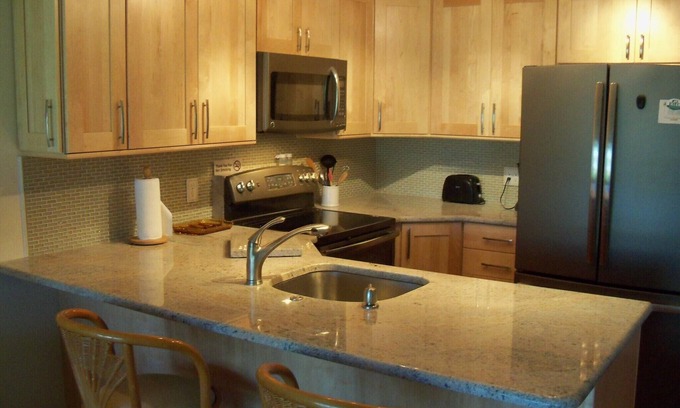 Fort Pierce Condo | Beautiful oceanfront resort with all the amenities