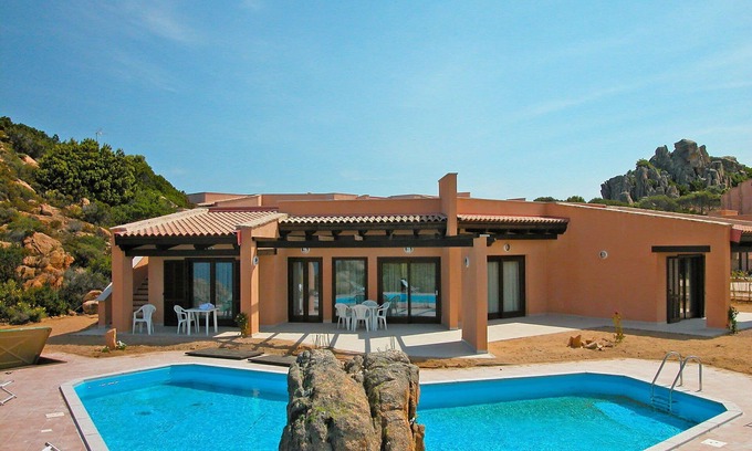 Trinita d'Agultu e Vignola Villa | Beautiful private villa for 10 people with WIFI, A/C, private pool, TV and pets allowed