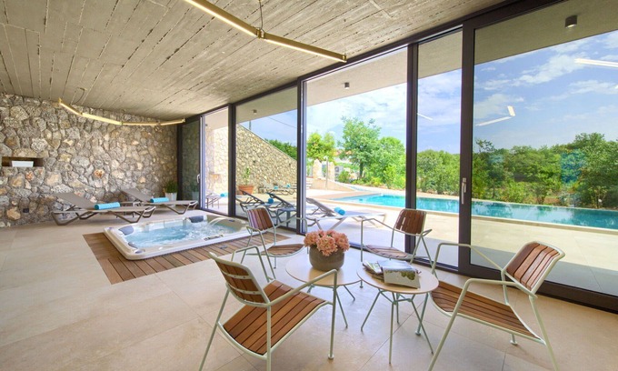 Nenadici House | Beautiful private villa for 6 guests with private pool, hot tub, WIFI, A/C, TV and terrace
