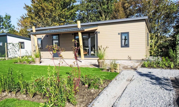 Bovenkarspel House | Beautiful private villa for 5 people with WIFI, TV and terrace