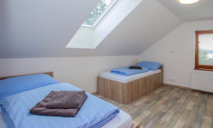 Zabovresky House | Beautiful private villa for 4 guests with WIFI, TV and terrace