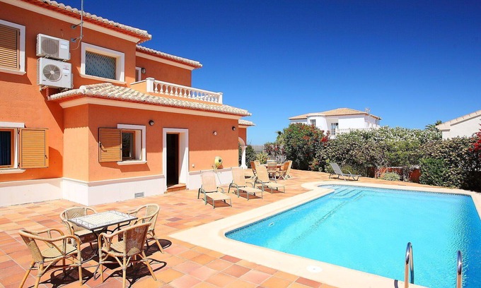 Ondara Villa | Beautiful private villa for 6 guests with private pool, A/C, WIFI, TV and terrace