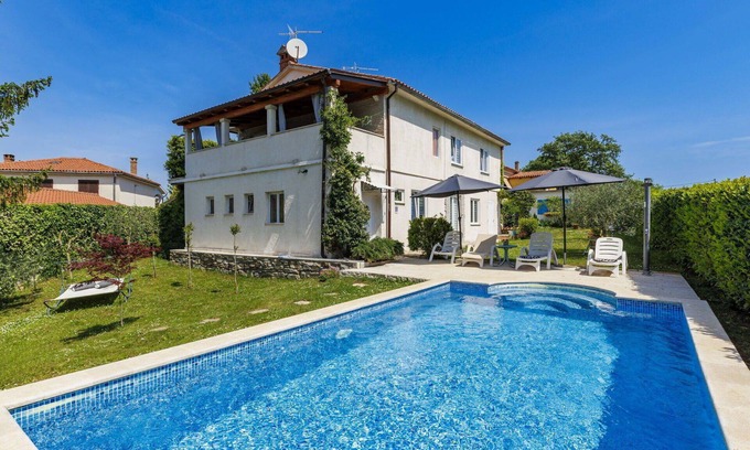 Karojba House | Beautiful private villa for 8 guests with WIFI, A/C, private pool, TV, terrace and pets allowed