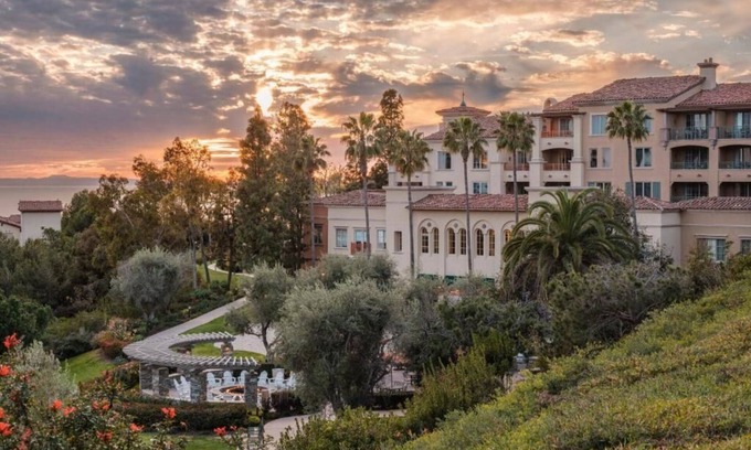 Newport Coast Resort | Beautiful resort with AC in Newport Beach
