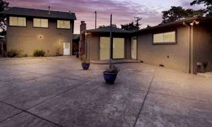 Walnut Creek House | Beautiful safe family oriented quite and relaxing house with all Ammunities.
