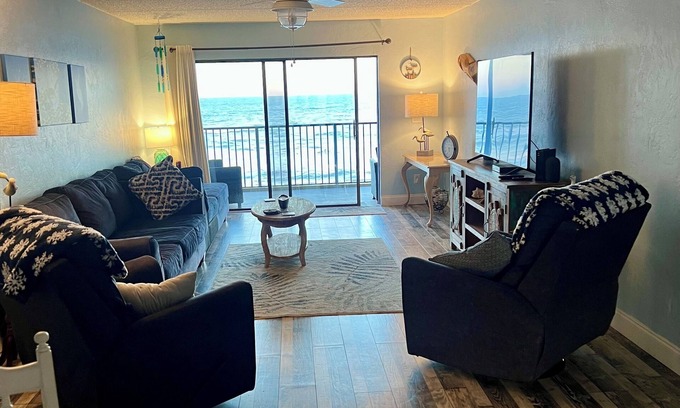 Ocean View Halifax Estates House | Beautiful spacious oceanfront condo