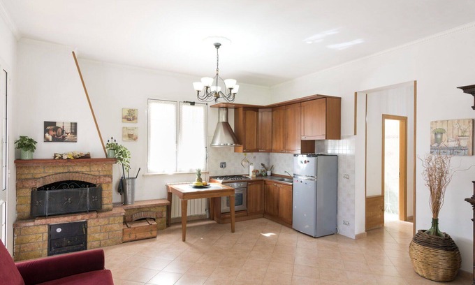 Lake Garda House | Beautiful villa for 4 guests with WIFI, TV and pets allowed